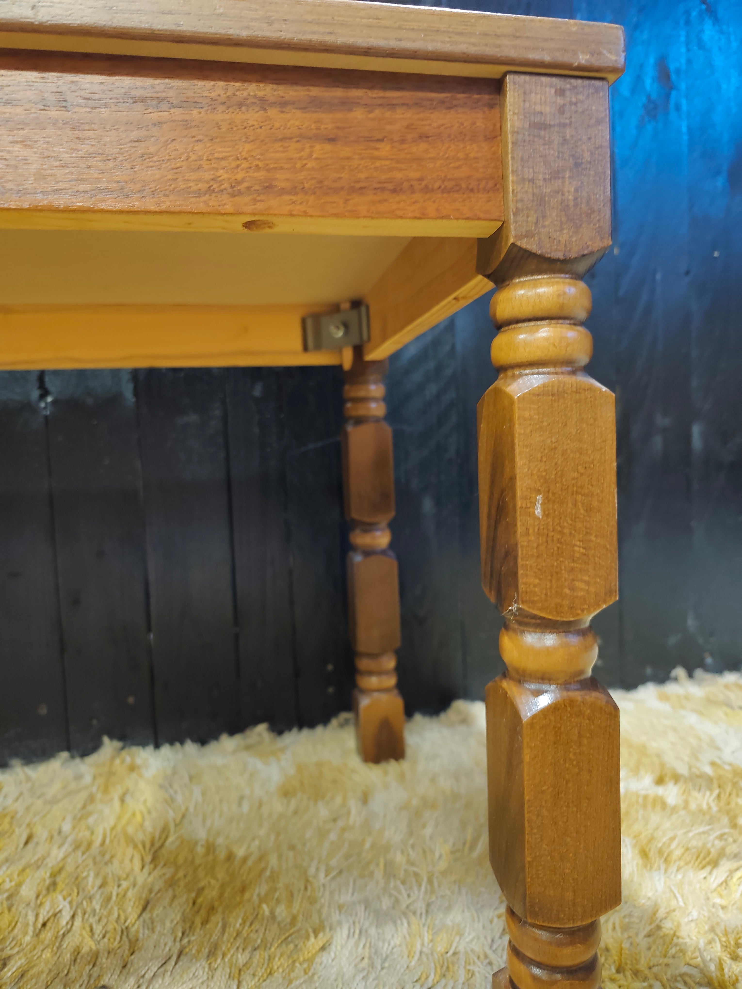 Small coffee table with turned wooden legs